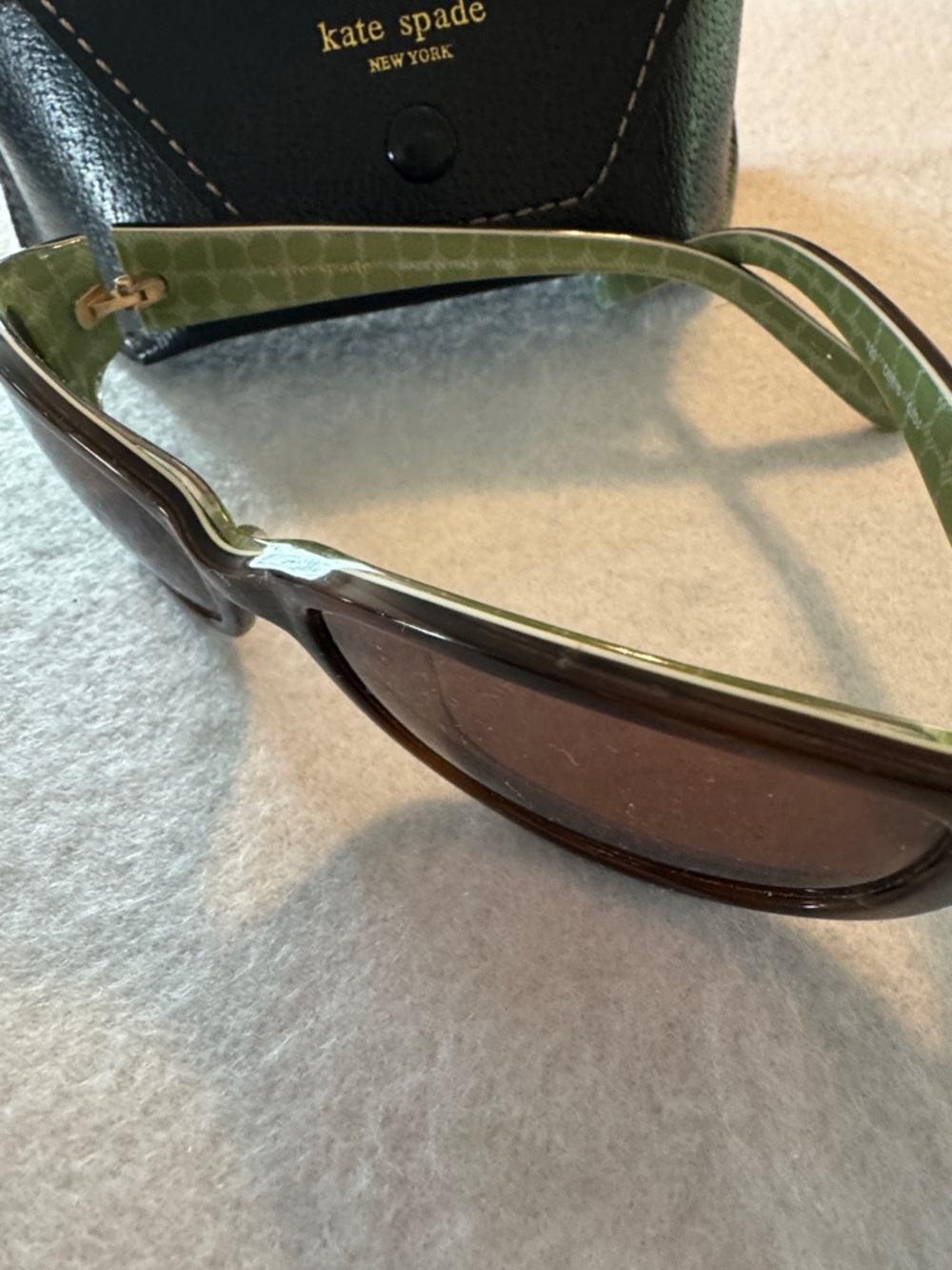 kate spade Brown and Green Oversized Rectangle Sunglasses and Case - Picture 3 of 11